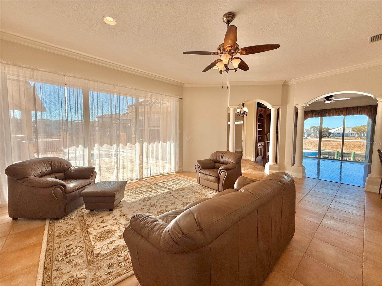 SHELTER COVE SUB - Residential