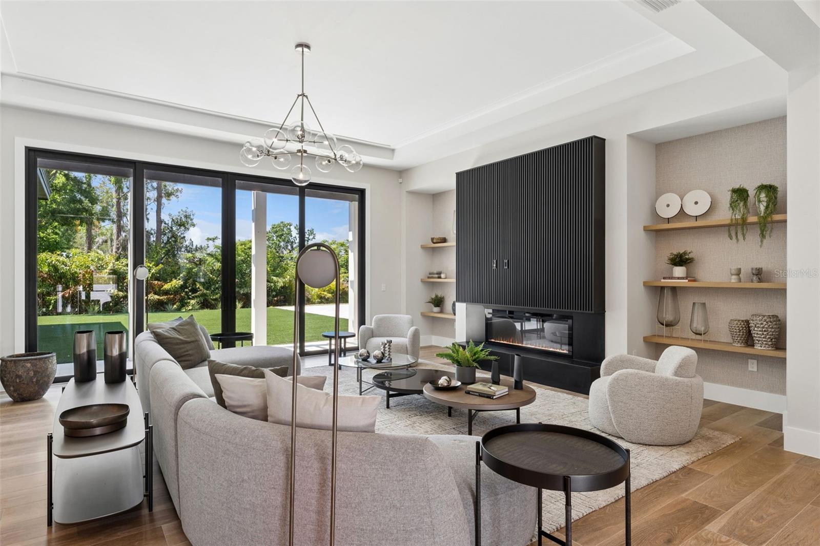 BELLA COLLINA ADD - Residential