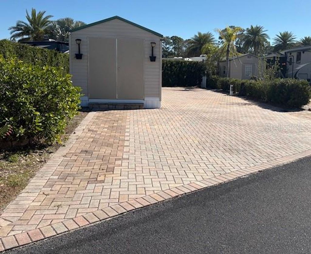 Photo of Clermont, FL 34714 (MLS # L4959023)