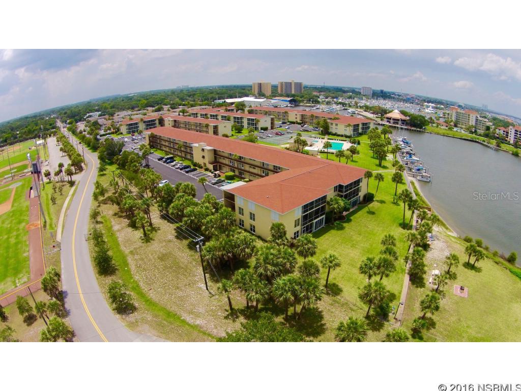 River House - Residential