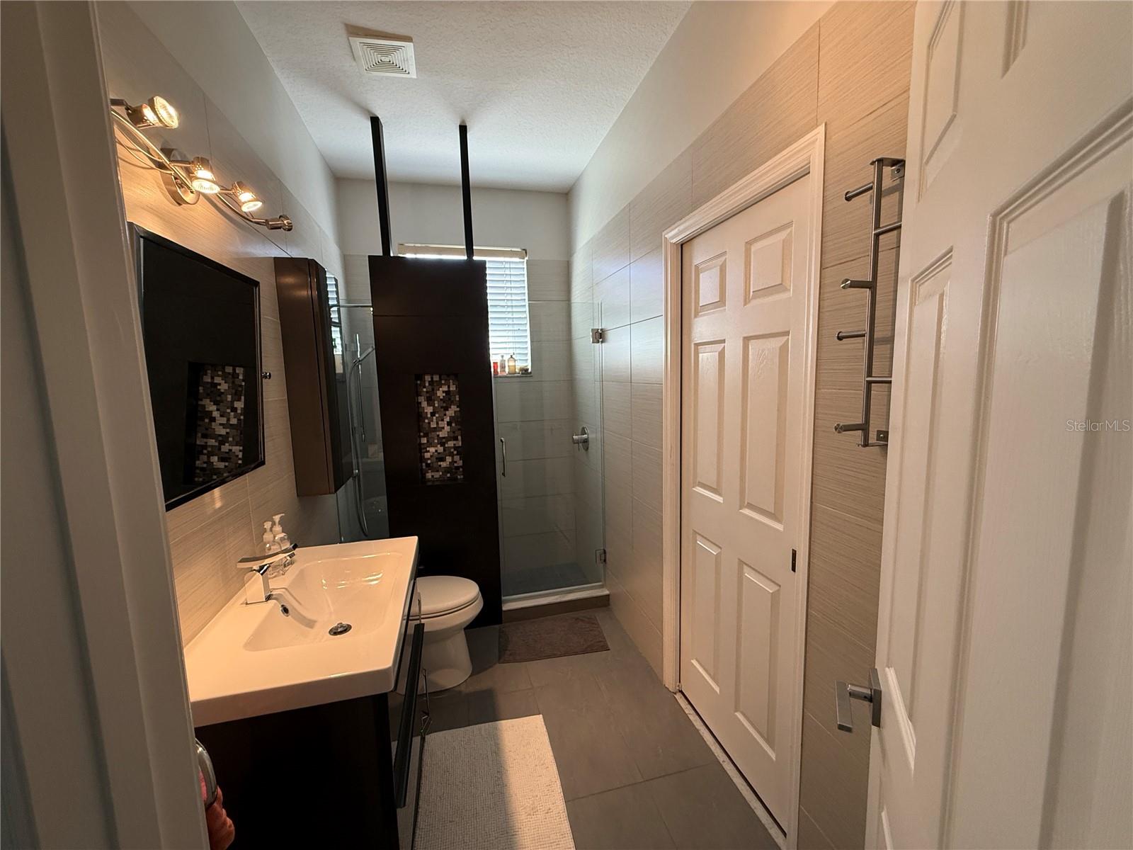 HUNTERS CREEK TR 515 PH 01 & - Residential