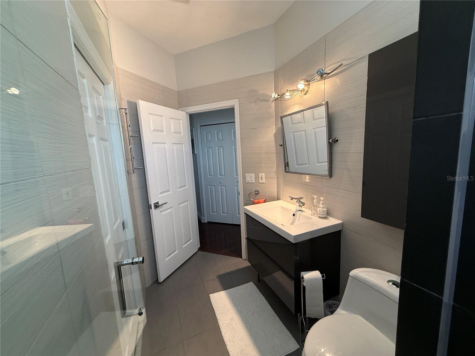 HUNTERS CREEK TR 515 PH 01 & - Residential