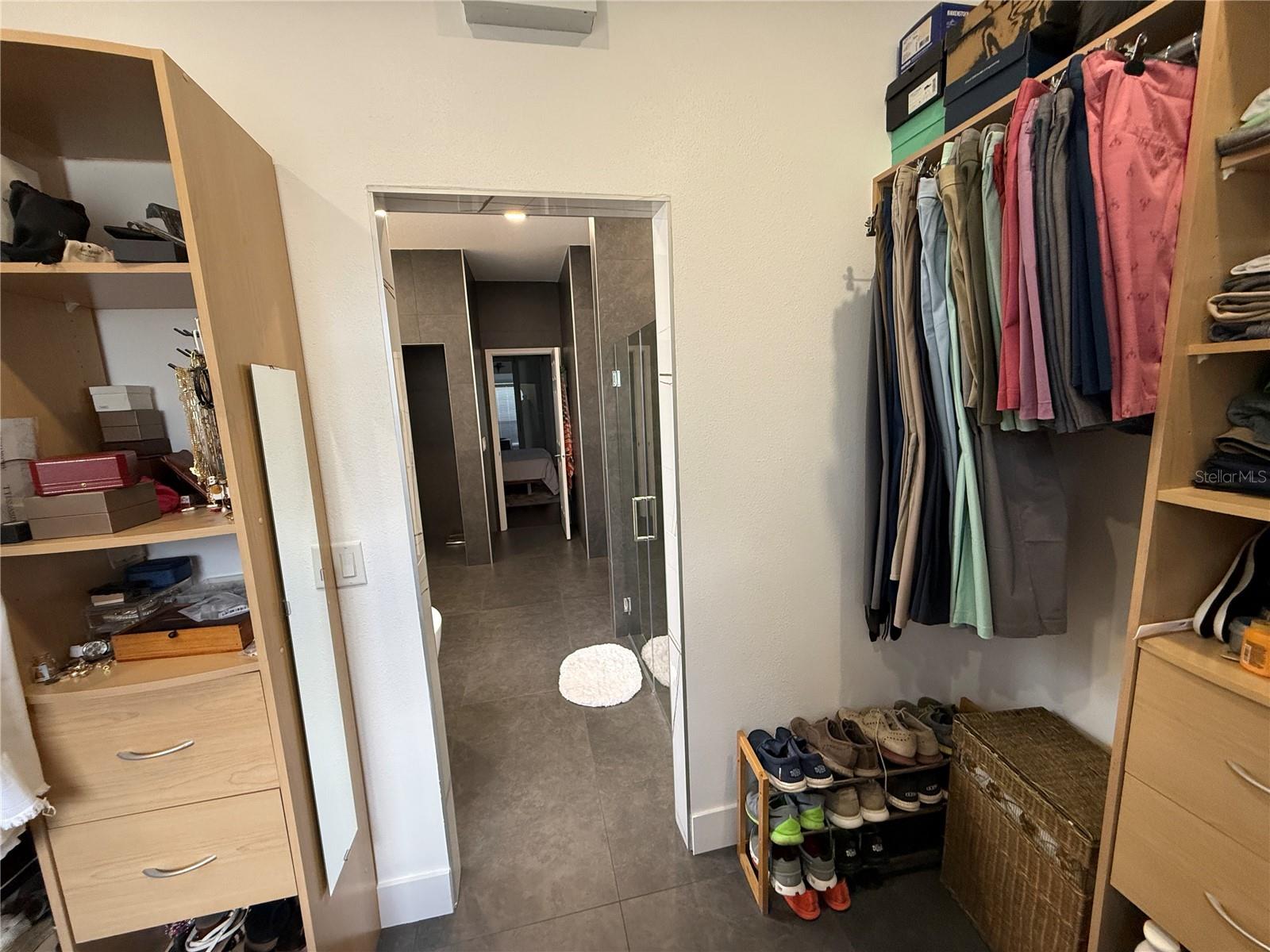 HUNTERS CREEK TR 515 PH 01 & - Residential