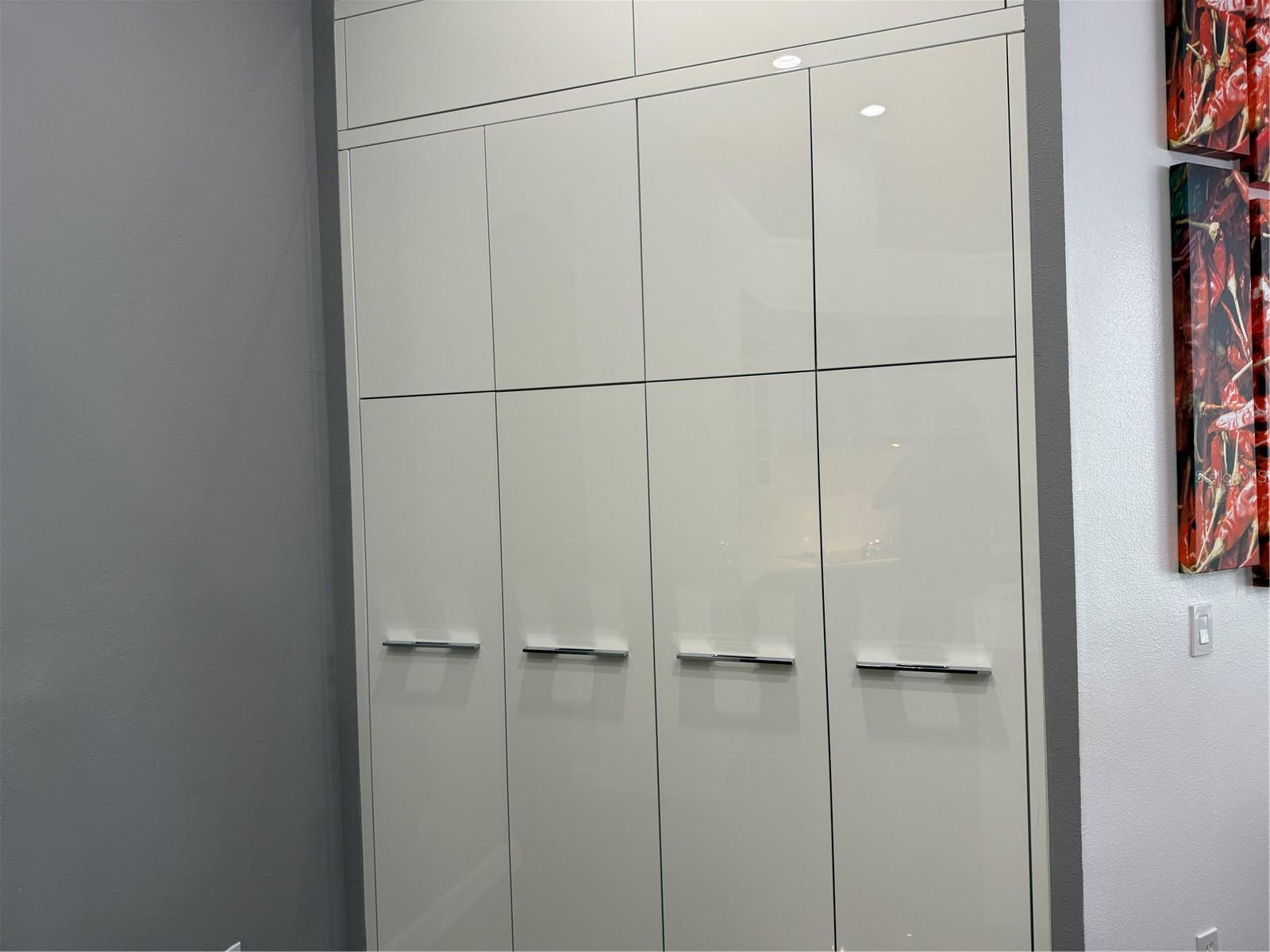 HUNTERS CREEK TR 515 PH 01 & - Residential