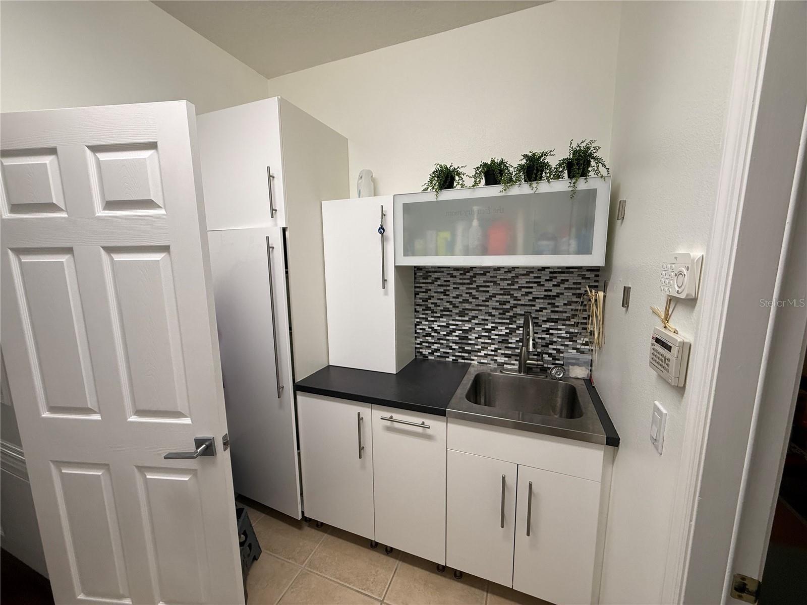 HUNTERS CREEK TR 515 PH 01 & - Residential