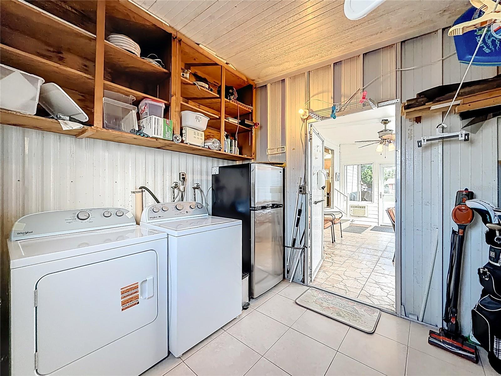 HOLIDAY SHORES MOBILE PARK UNREC - Residential