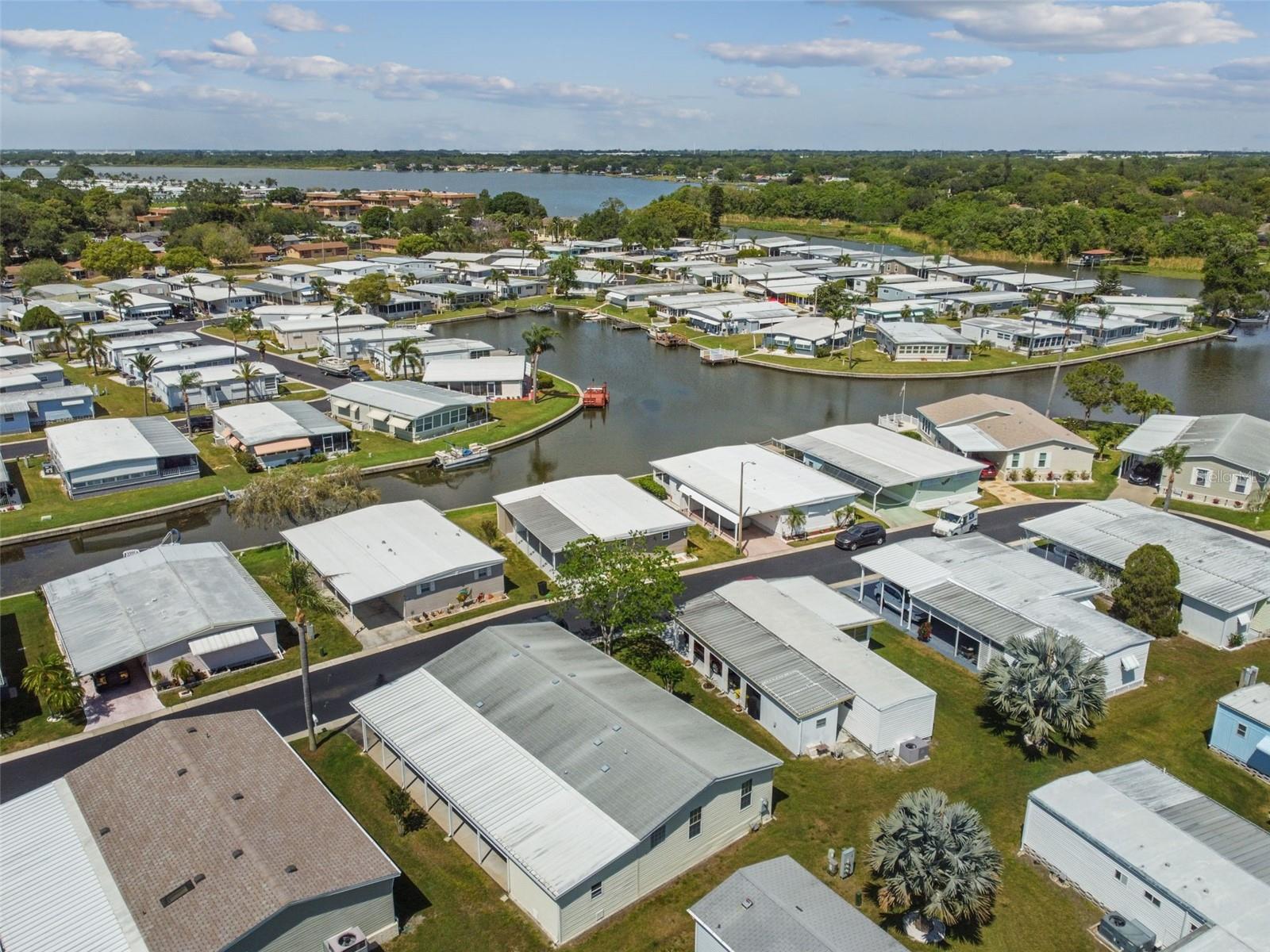 HOLIDAY SHORES MOBILE PARK UNREC - Residential