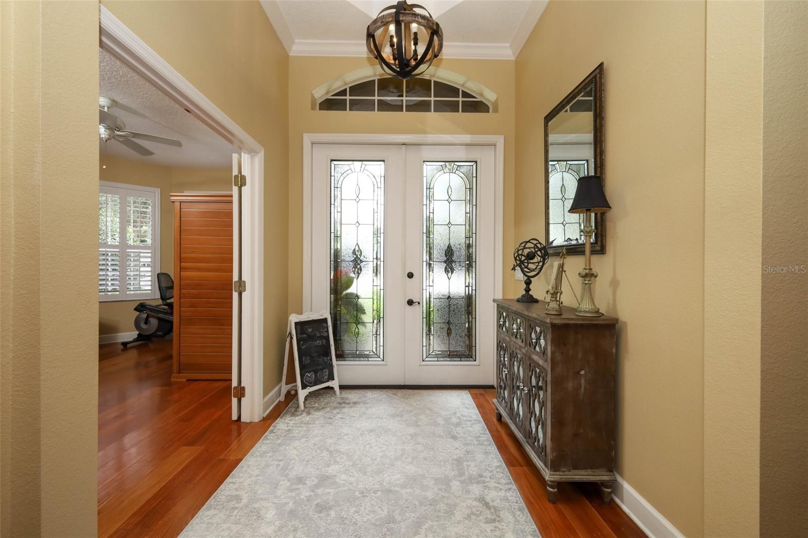 475 VERANDAH COURT