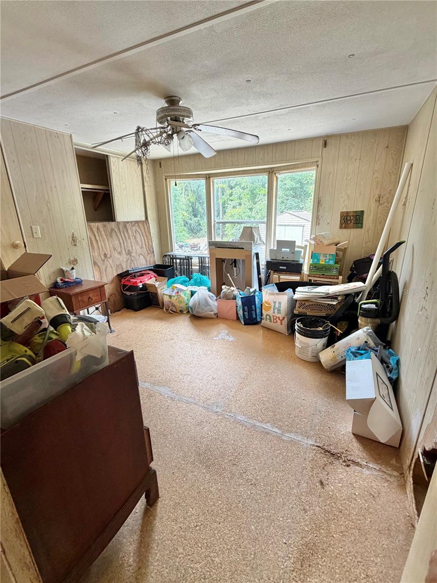 PINE LAKE - Residential