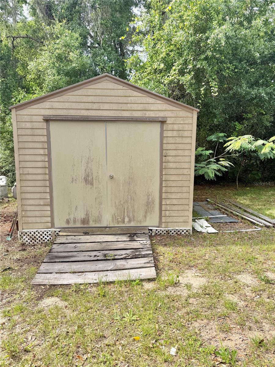 PINE LAKE - Residential