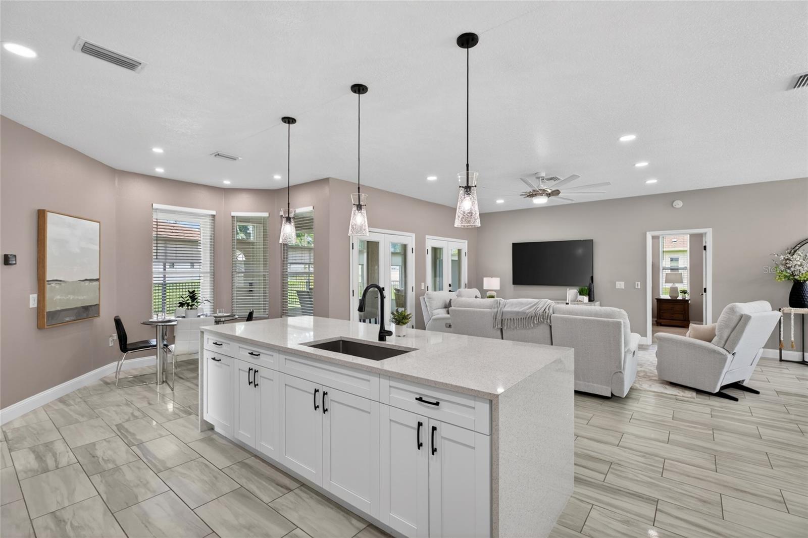 LAKE PADGETT ESTATES - Residential