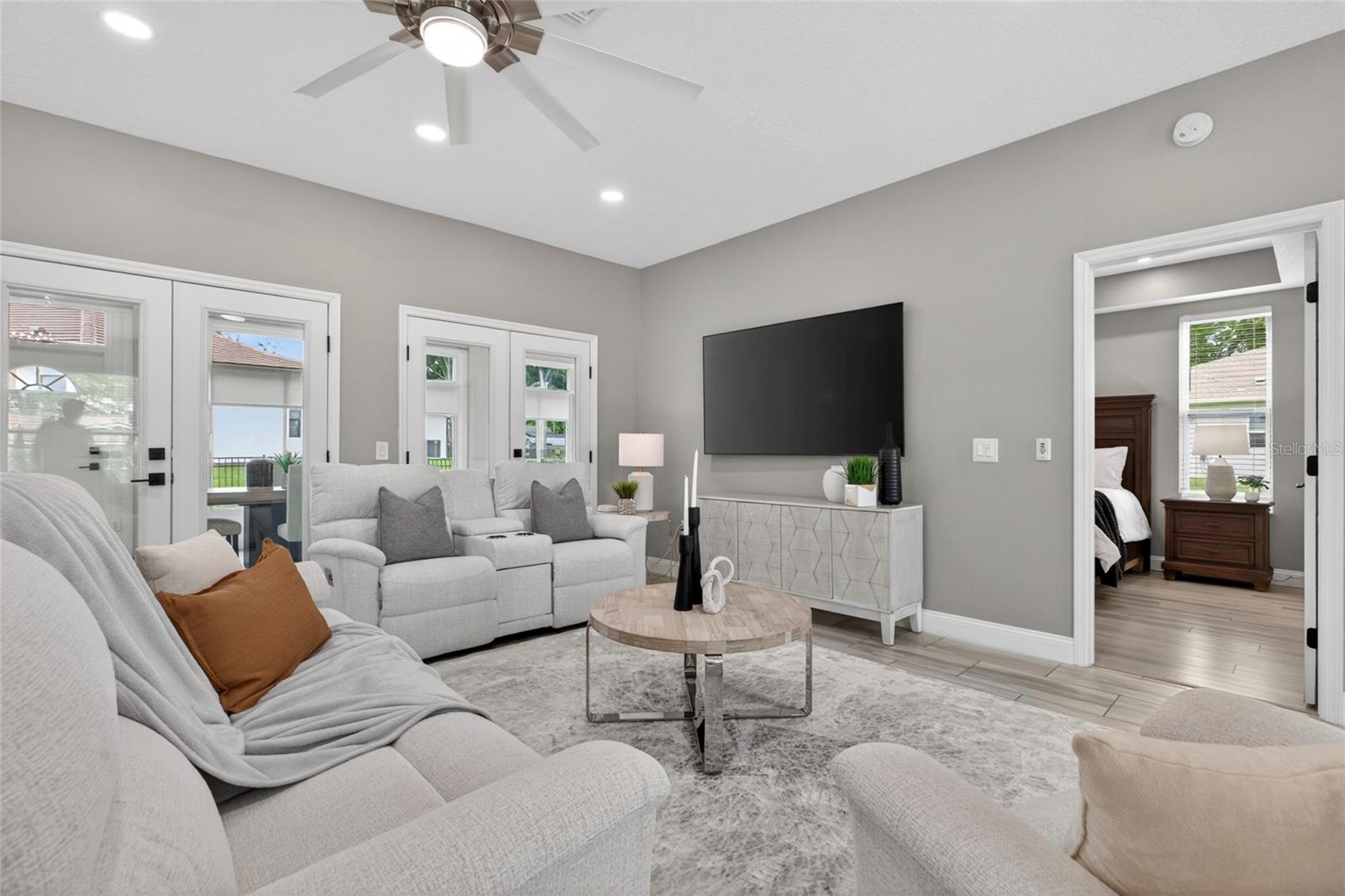 LAKE PADGETT ESTATES - Residential