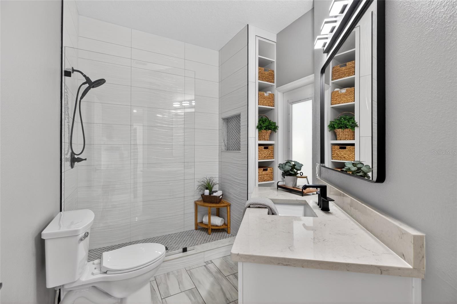 LAKE PADGETT ESTATES - Residential