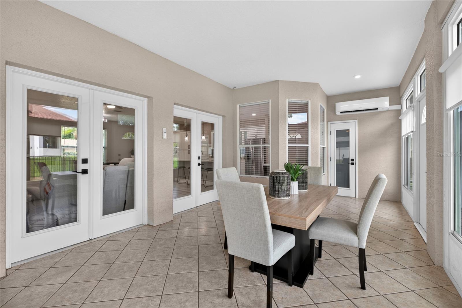 LAKE PADGETT ESTATES - Residential