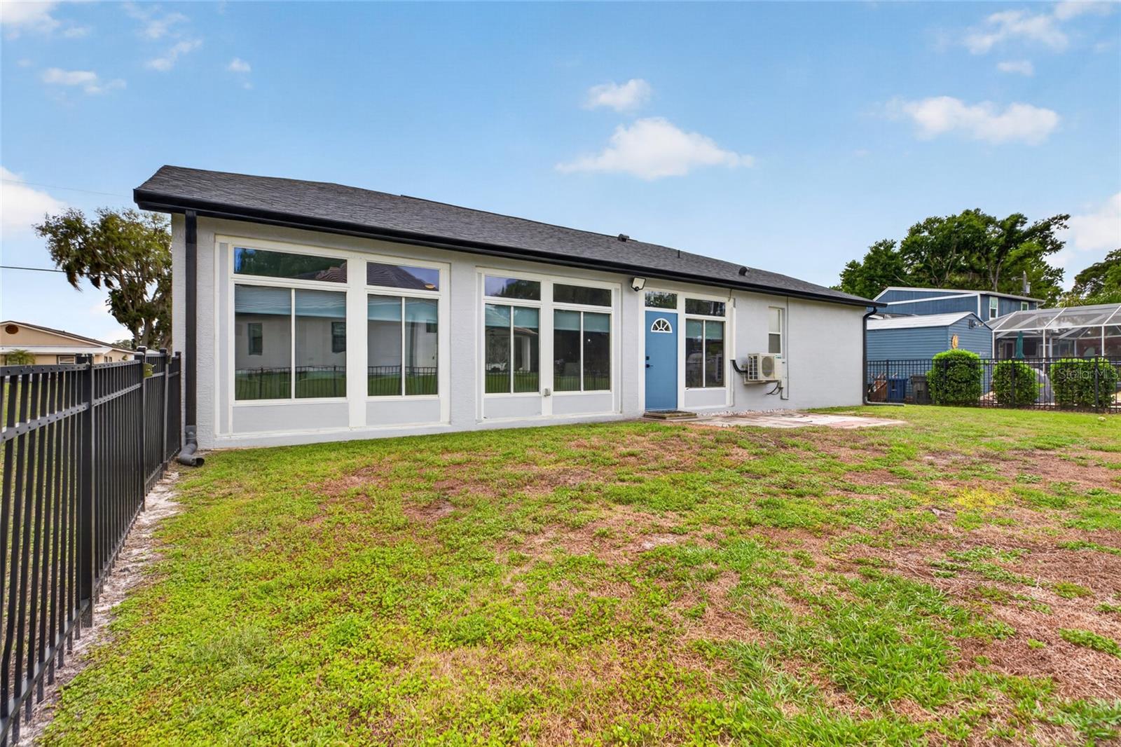 LAKE PADGETT ESTATES - Residential