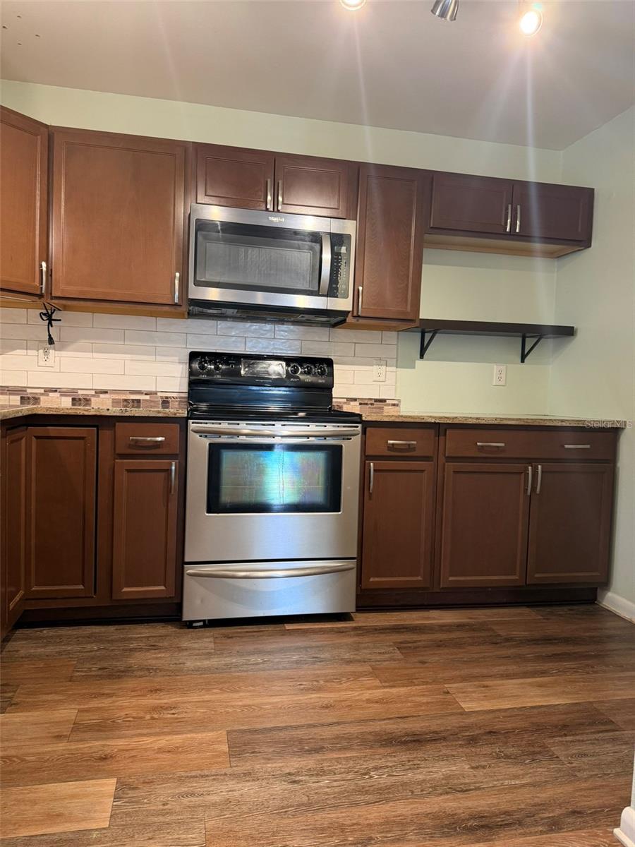 SPRING HILL - Residential