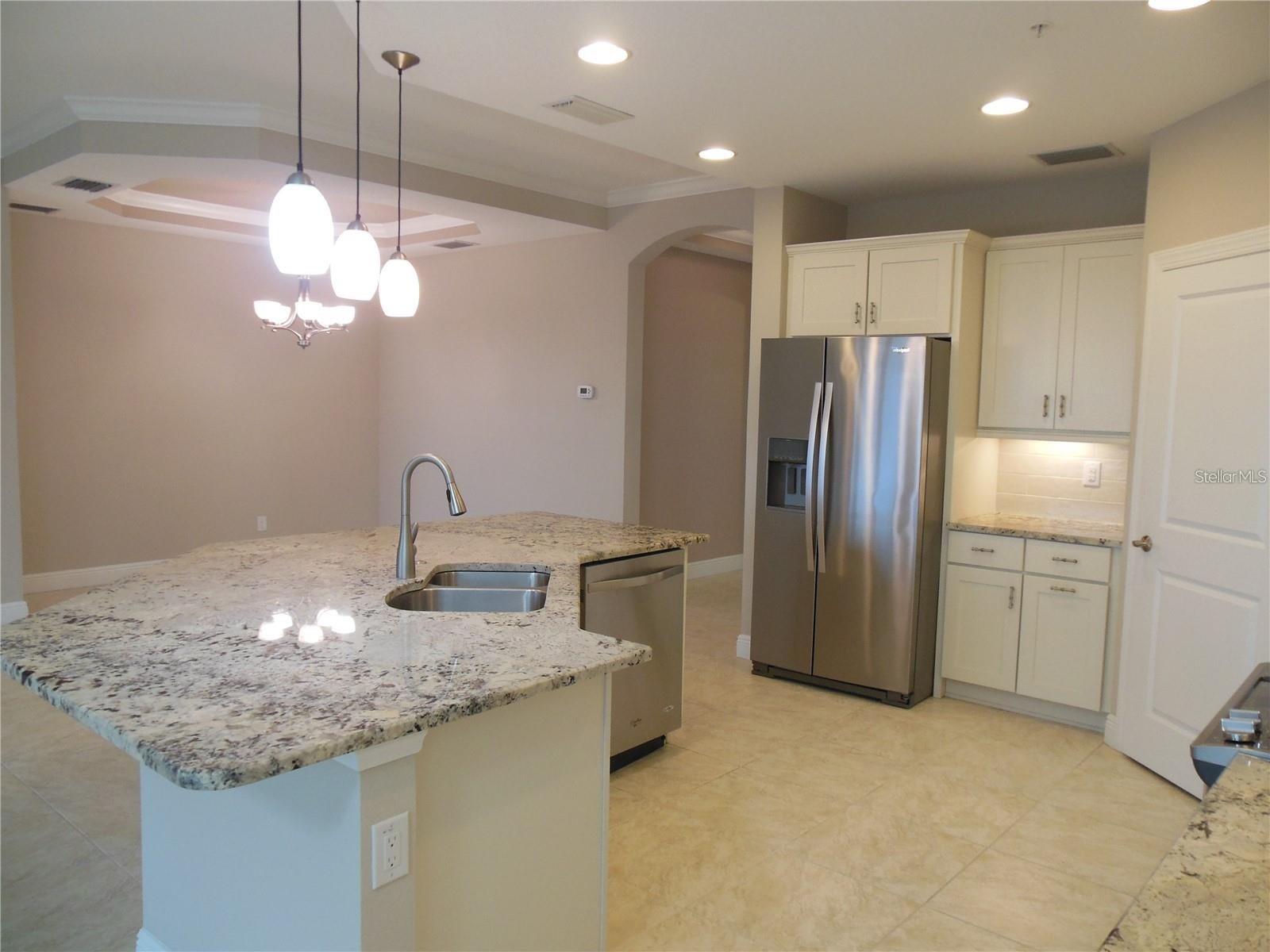 RIVERSIDE AT TIDEWATER PRESERVE 3RD AMD - Residential Lease