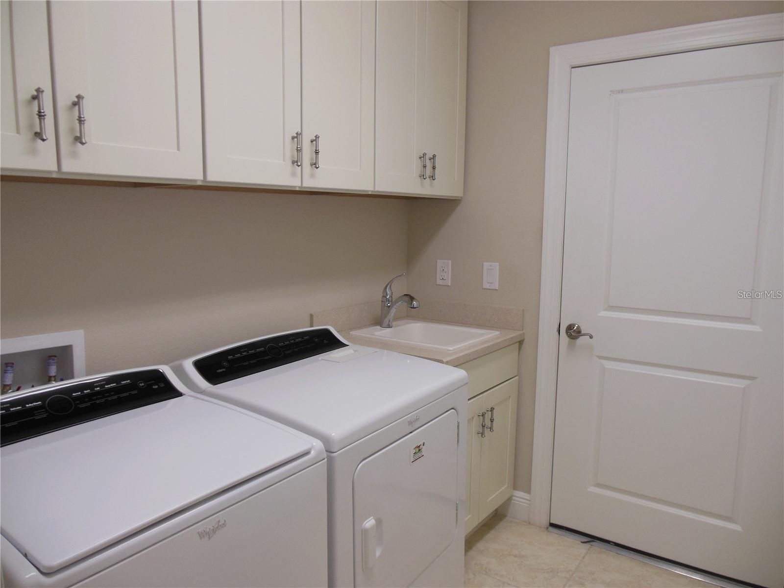 RIVERSIDE AT TIDEWATER PRESERVE 3RD AMD - Residential Lease