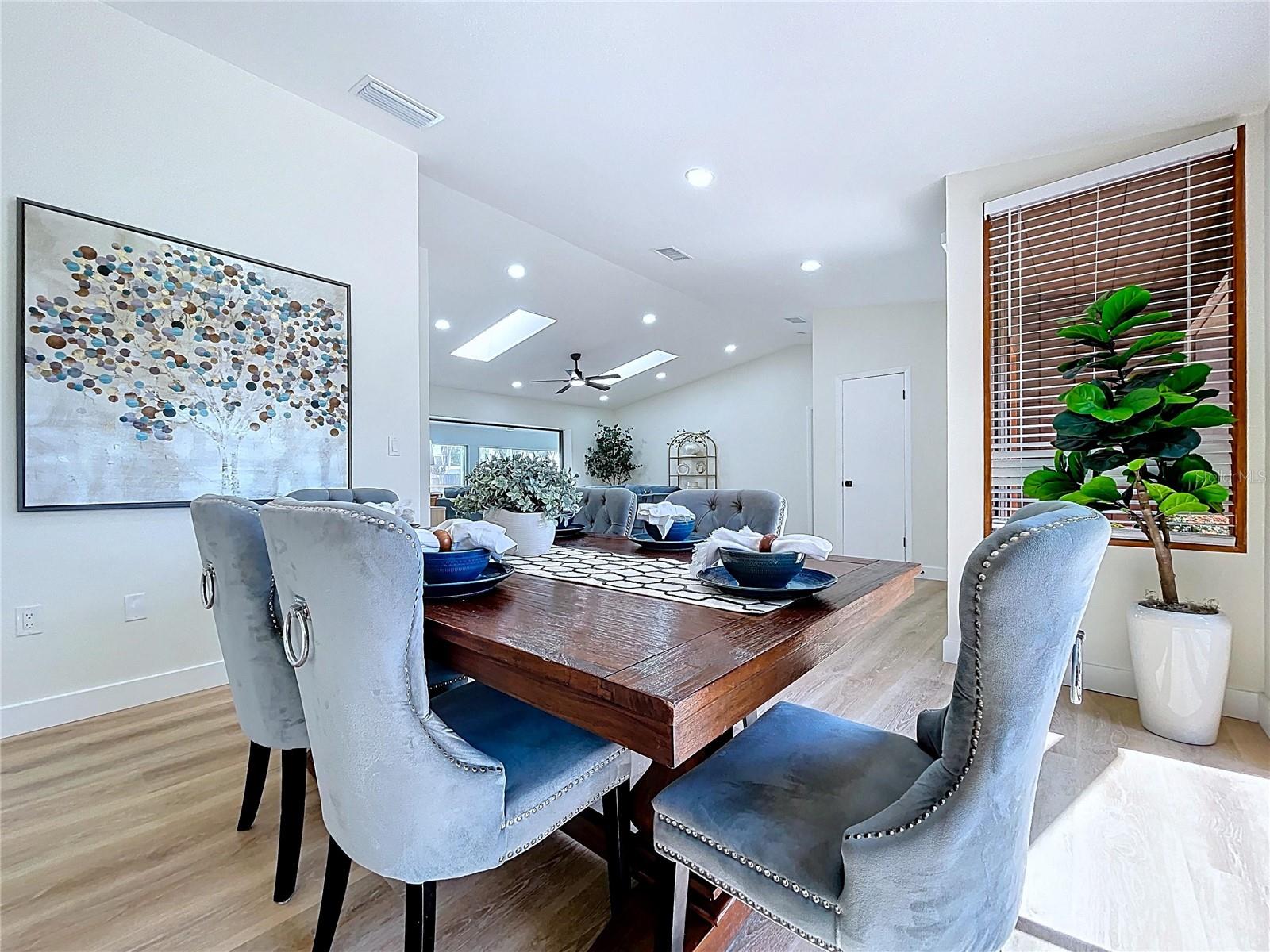 BARDMOOR GOLF VIEW ESTATE 4TH ADD - Residential