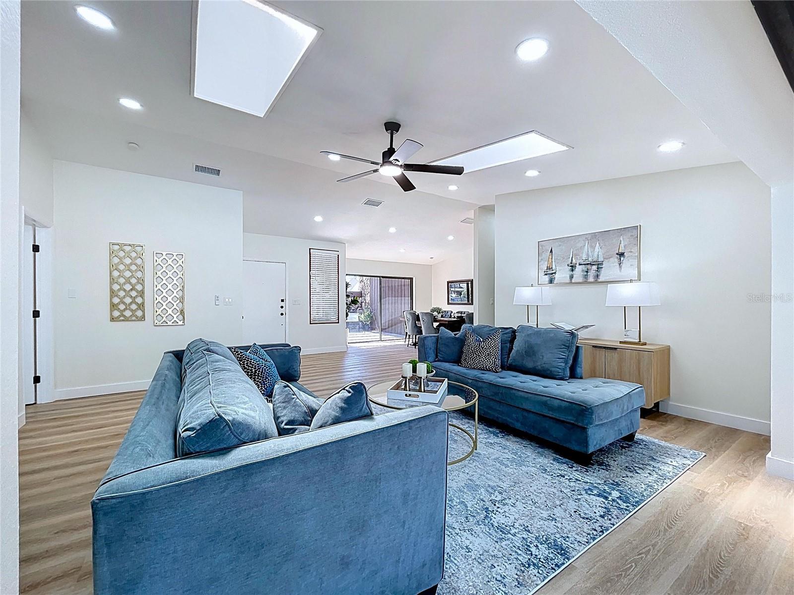 BARDMOOR GOLF VIEW ESTATE 4TH ADD - Residential