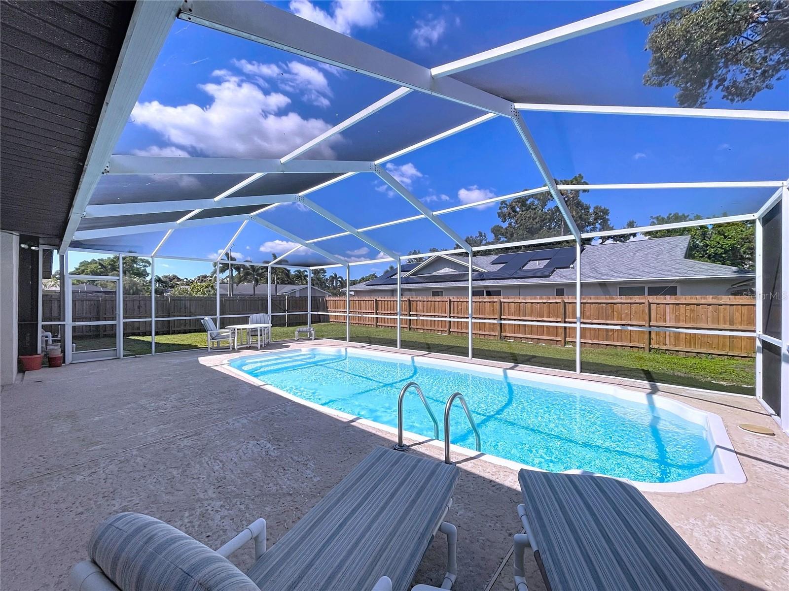 BARDMOOR GOLF VIEW ESTATE 4TH ADD - Residential