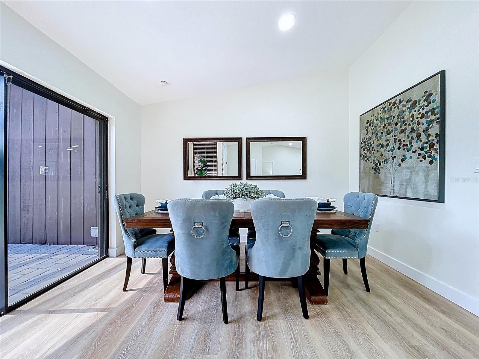 BARDMOOR GOLF VIEW ESTATE 4TH ADD - Residential