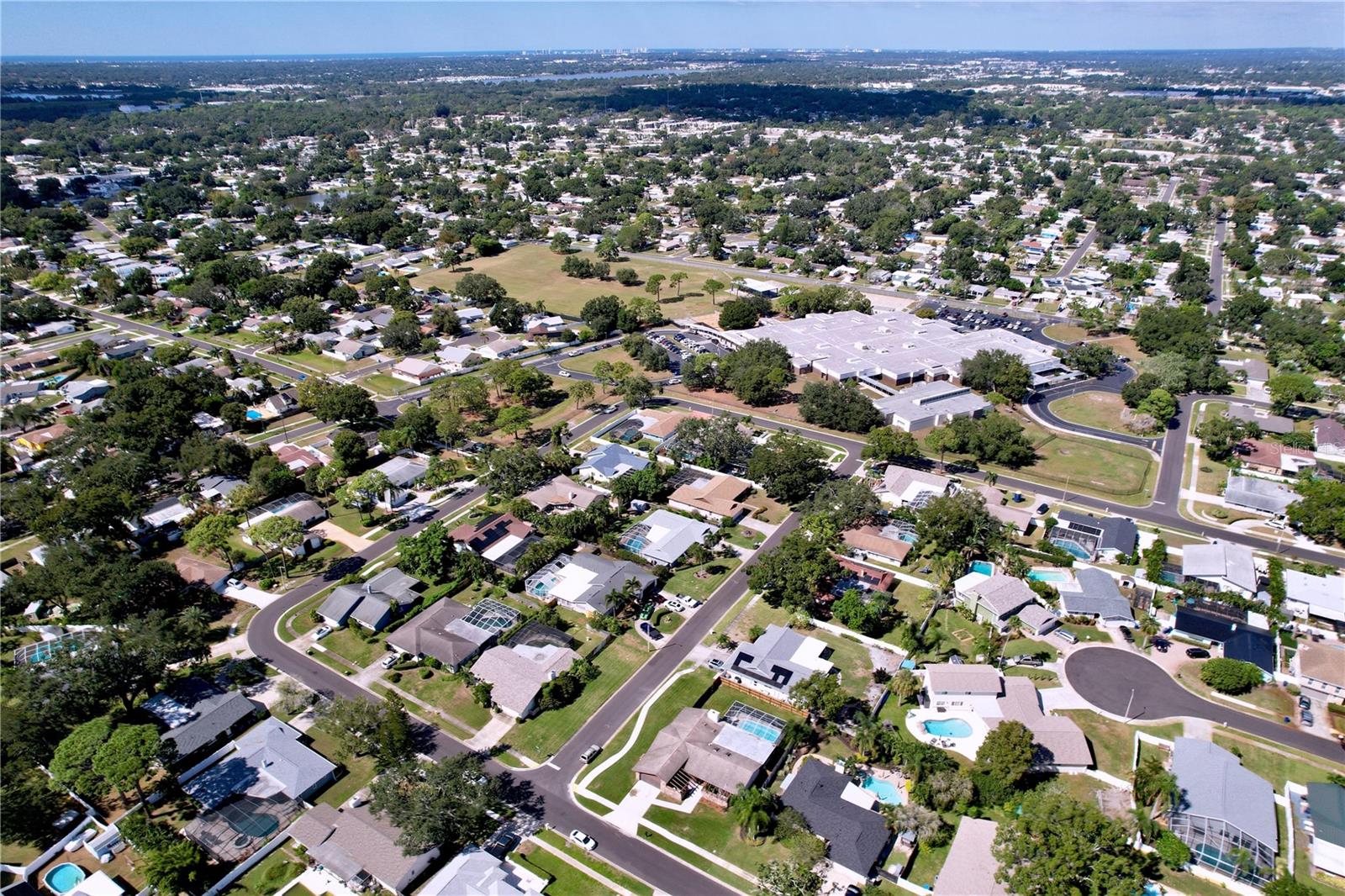 BARDMOOR GOLF VIEW ESTATE 4TH ADD - Residential