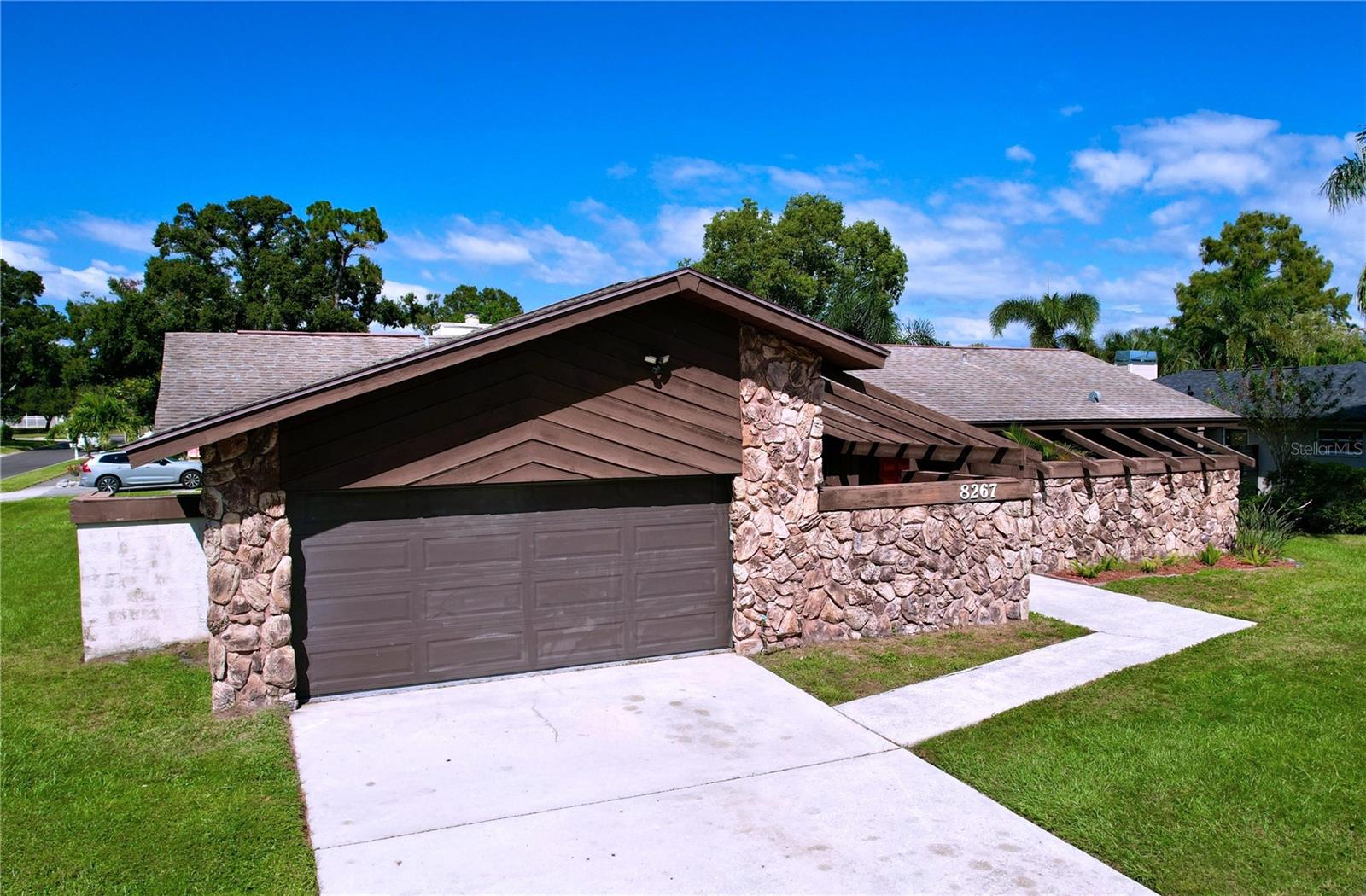 BARDMOOR GOLF VIEW ESTATE 4TH ADD - Residential