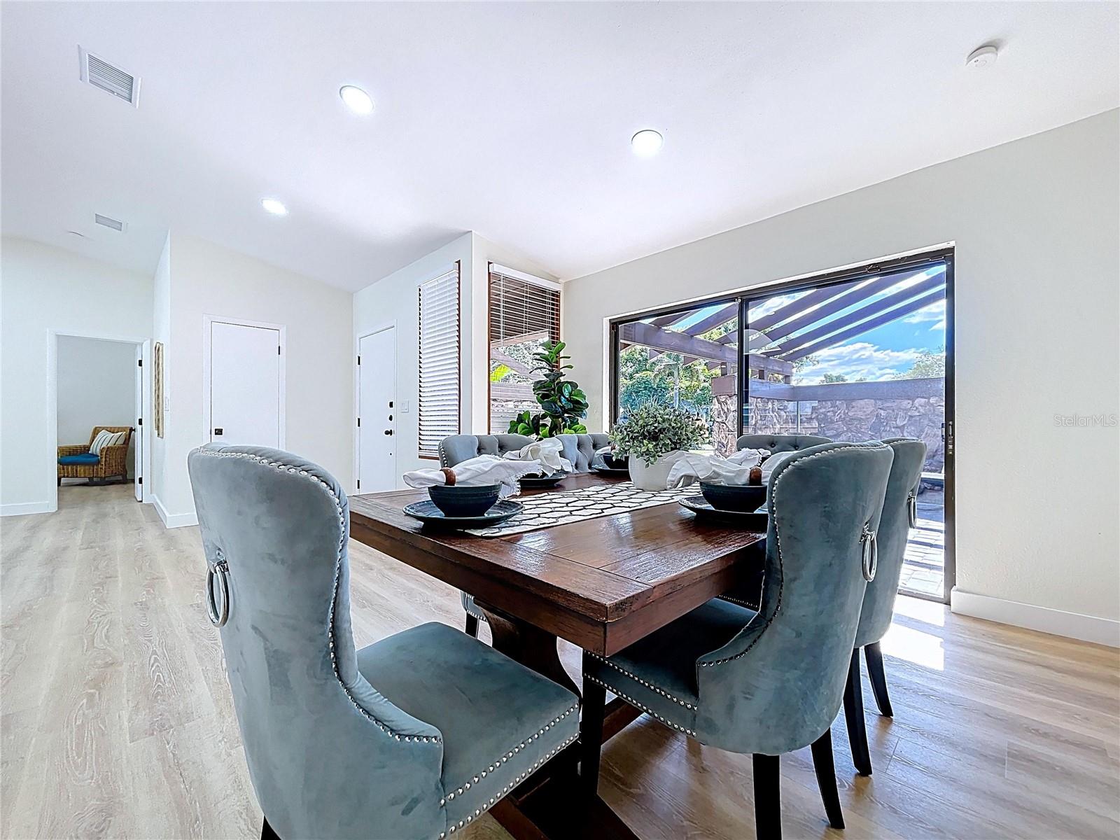 BARDMOOR GOLF VIEW ESTATE 4TH ADD - Residential