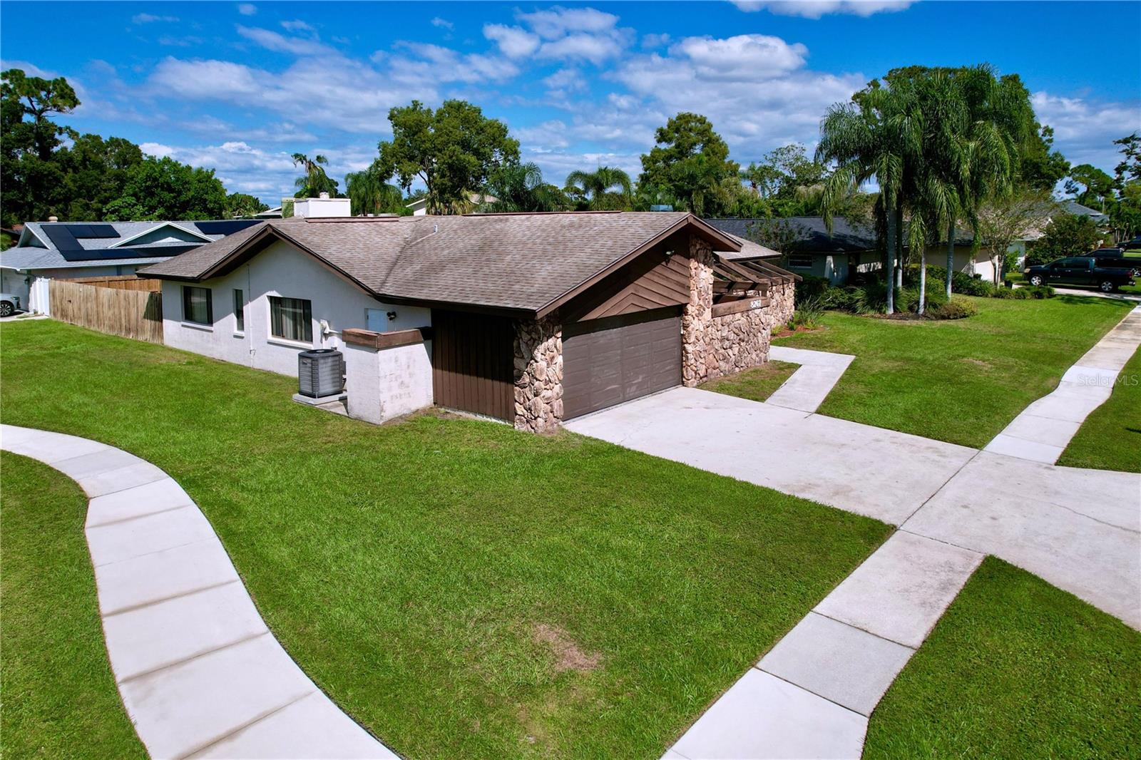 BARDMOOR GOLF VIEW ESTATE 4TH ADD - Residential