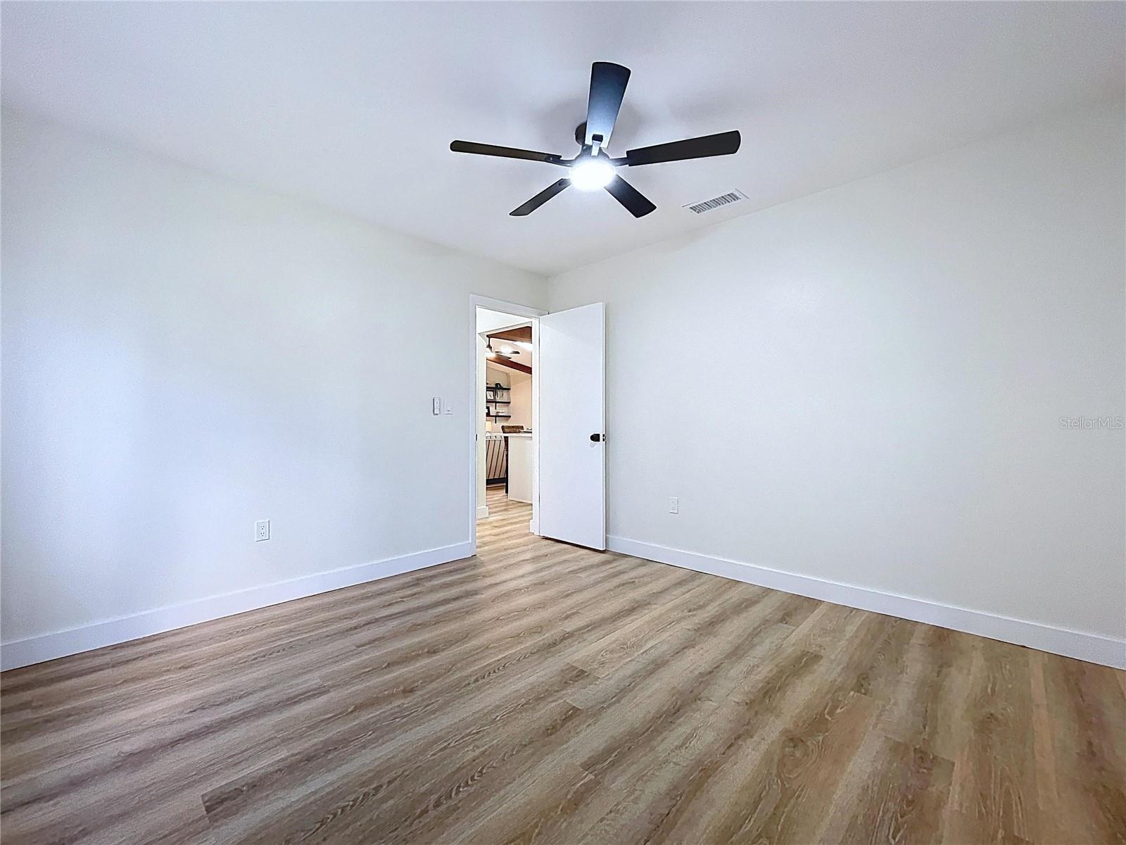 BARDMOOR GOLF VIEW ESTATE 4TH ADD - Residential