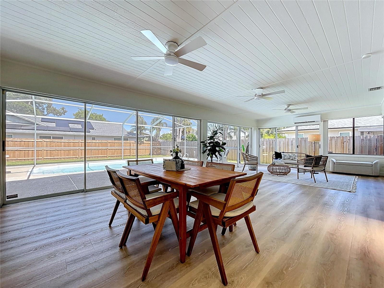 BARDMOOR GOLF VIEW ESTATE 4TH ADD - Residential