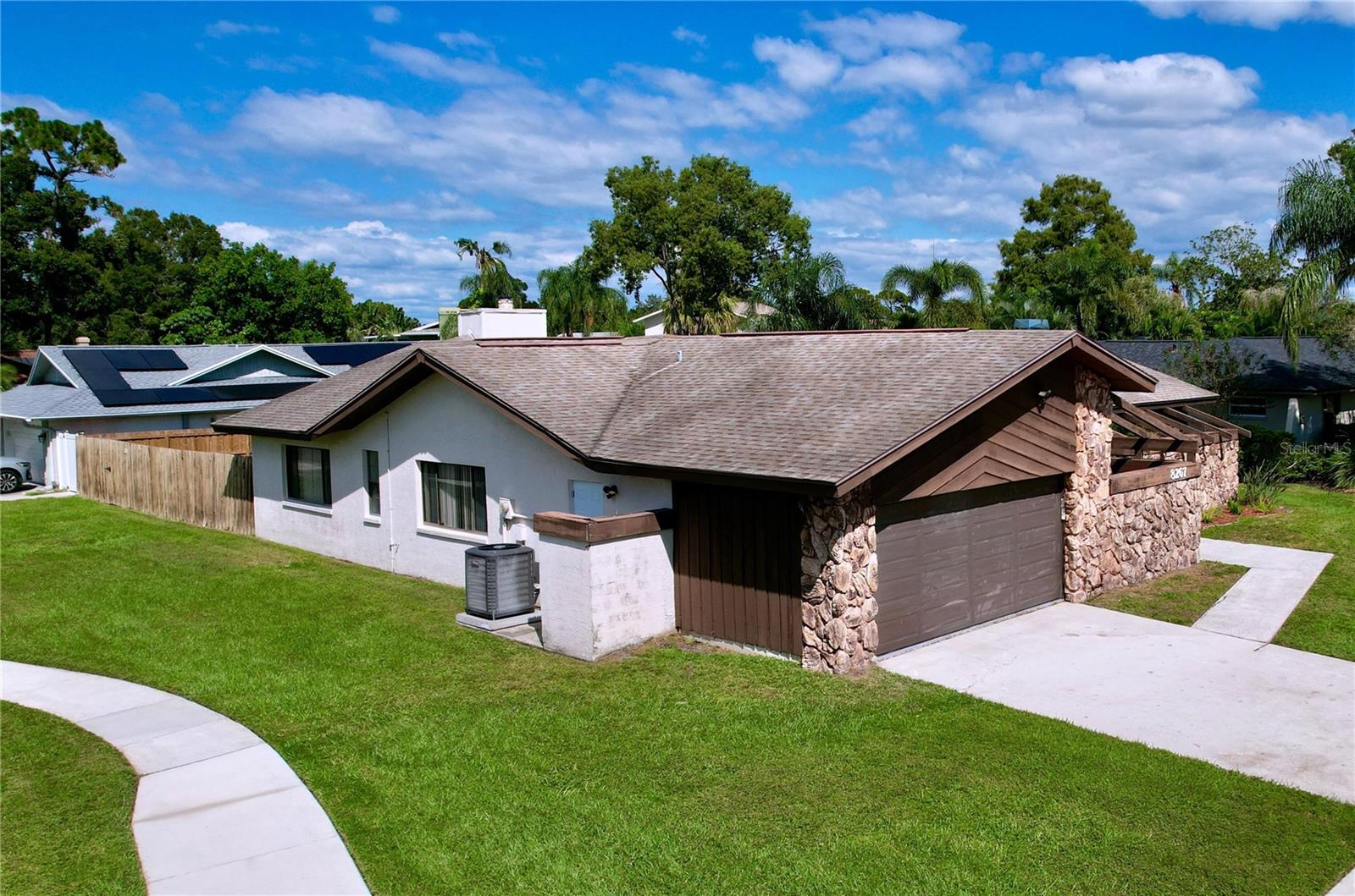 BARDMOOR GOLF VIEW ESTATE 4TH ADD - Residential