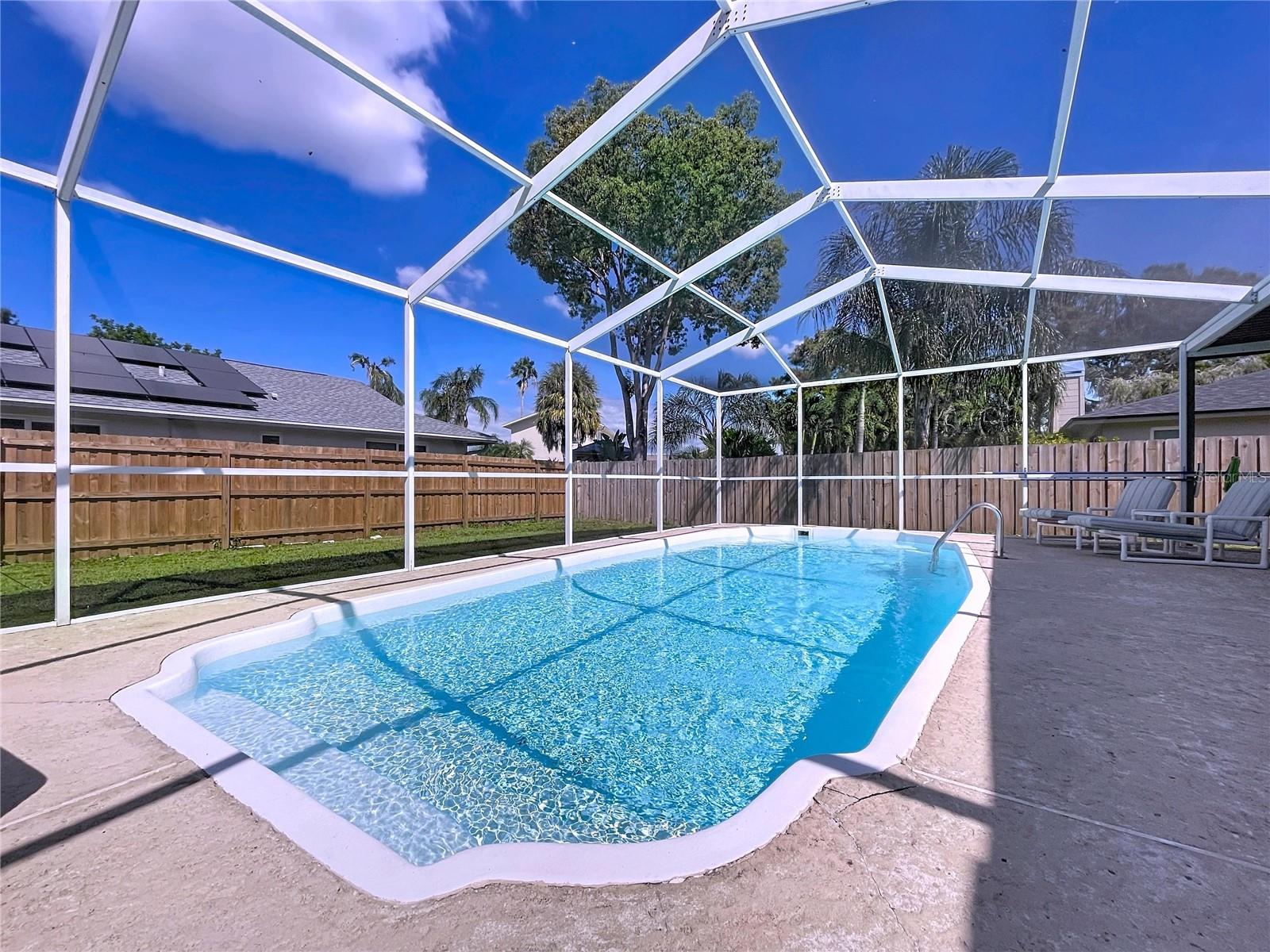 BARDMOOR GOLF VIEW ESTATE 4TH ADD - Residential