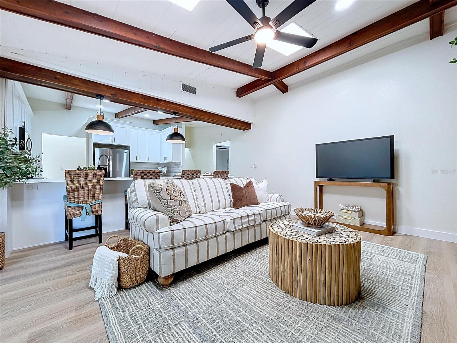 BARDMOOR GOLF VIEW ESTATE 4TH ADD - Residential