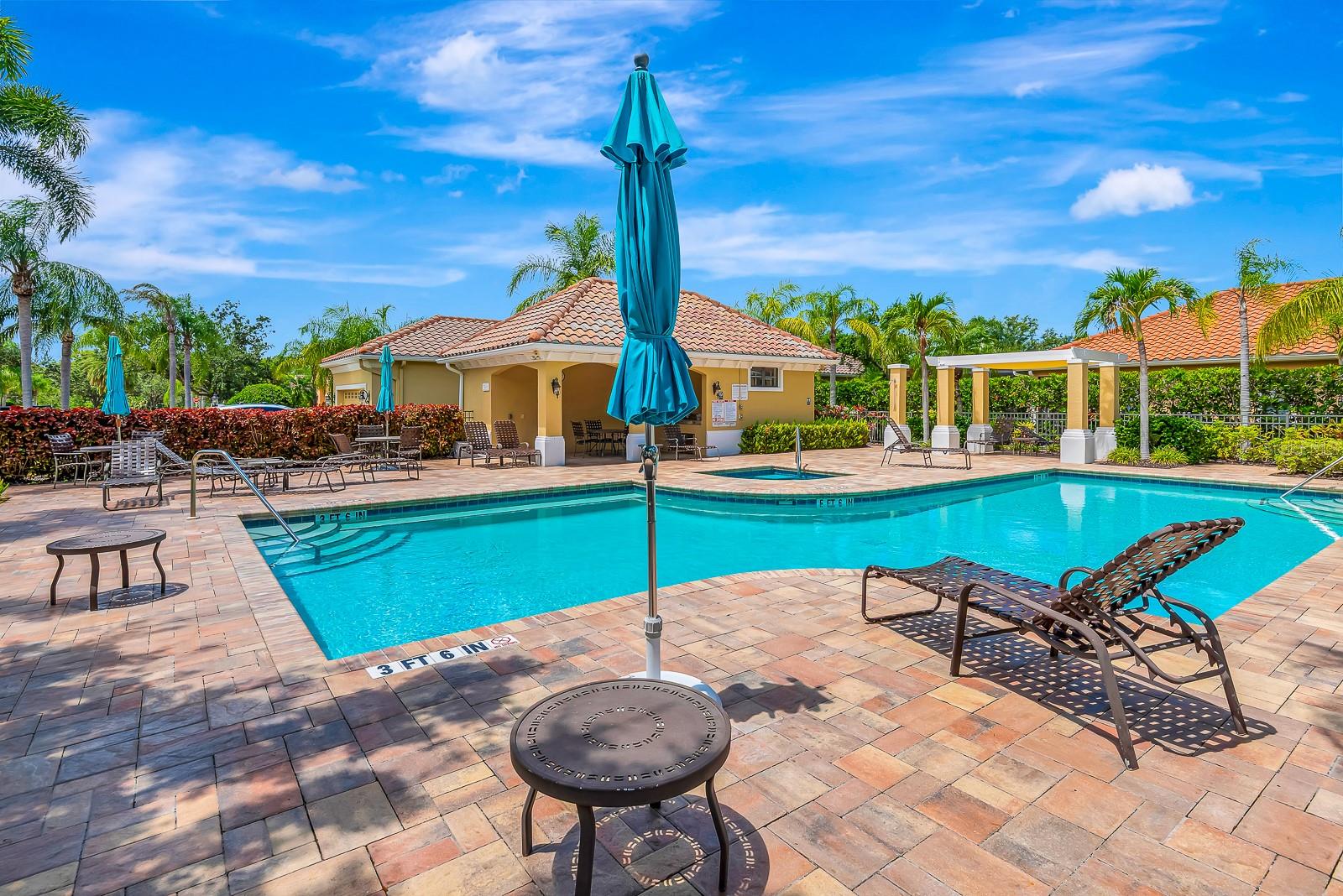 LAKEWOOD RANCH - Residential
