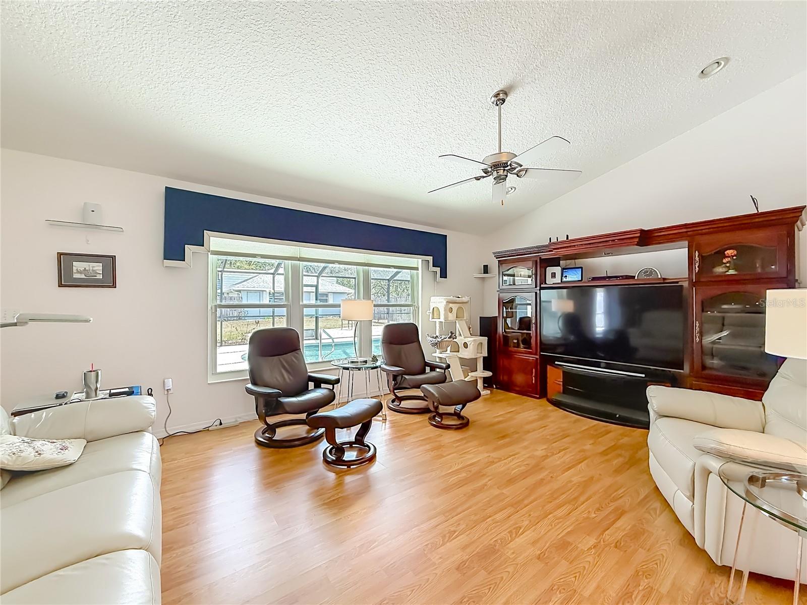 BARLI ACRES - Residential