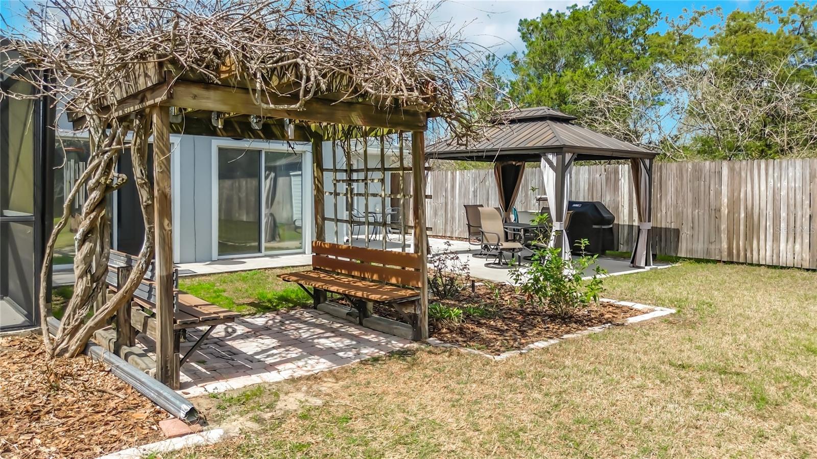 BARLI ACRES - Residential