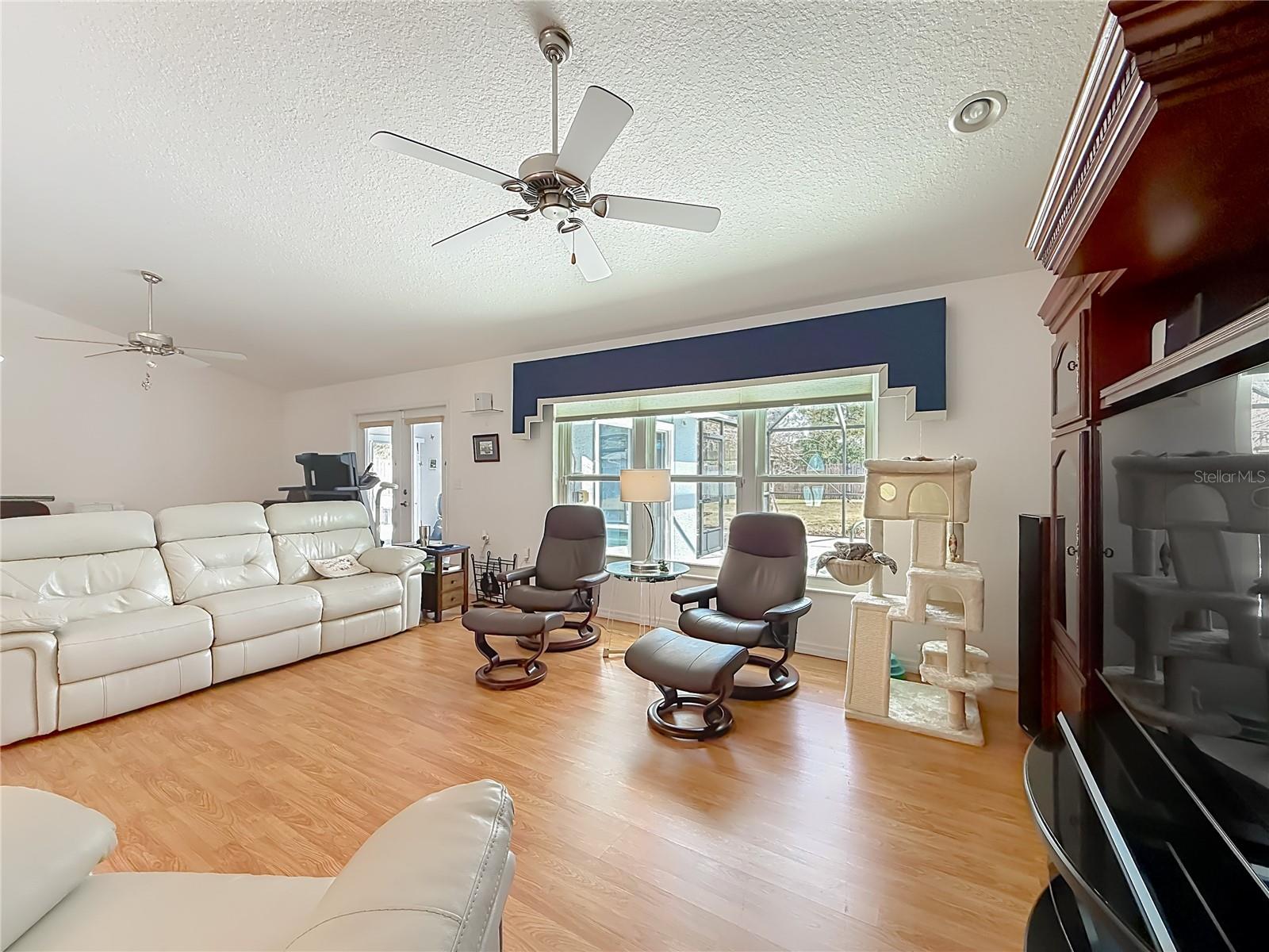 BARLI ACRES - Residential