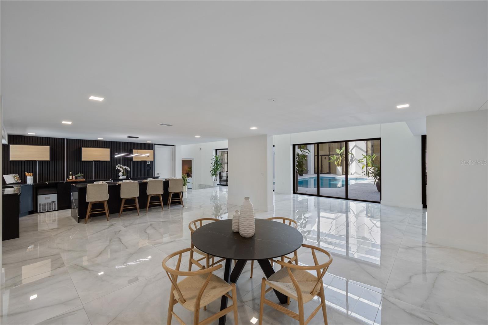 SWEETWATER CLUB UNIT 1-A - Residential