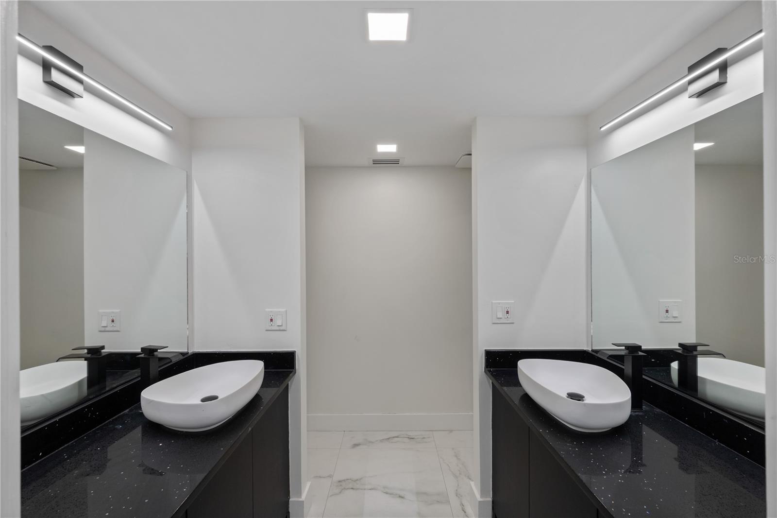 SWEETWATER CLUB UNIT 1-A - Residential