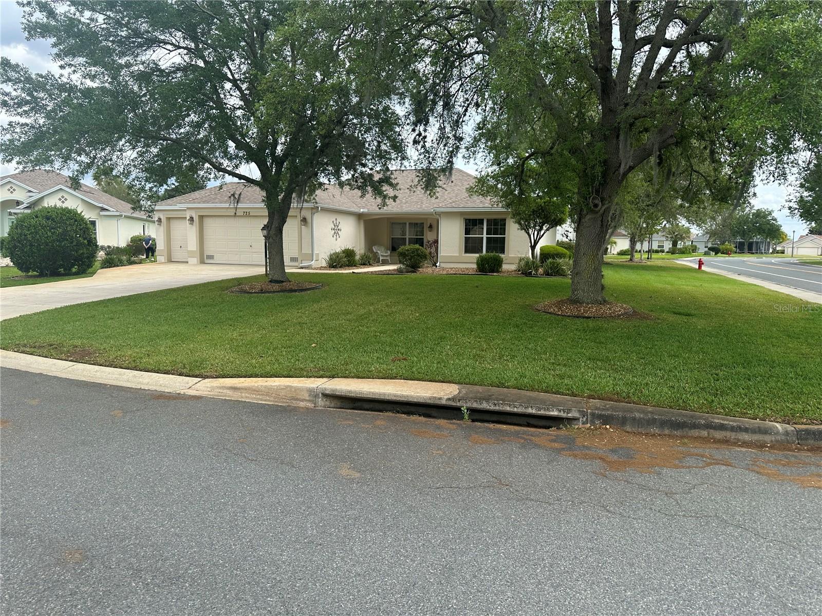 725 BELDON COURT