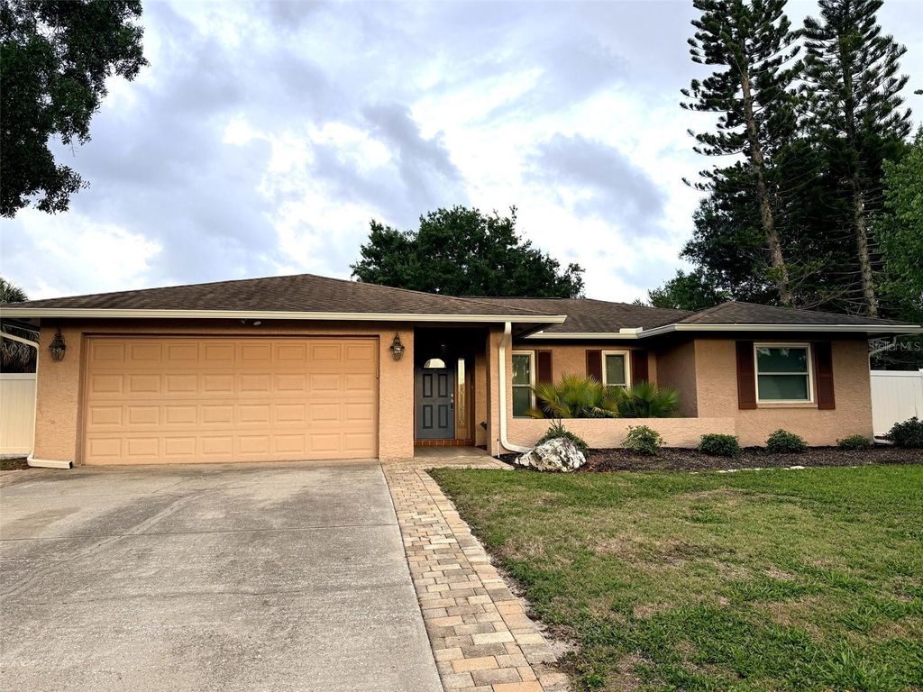 Photo of 10318 Out Island Drive, Tampa, FL 33615 (MLS # TB8513203)