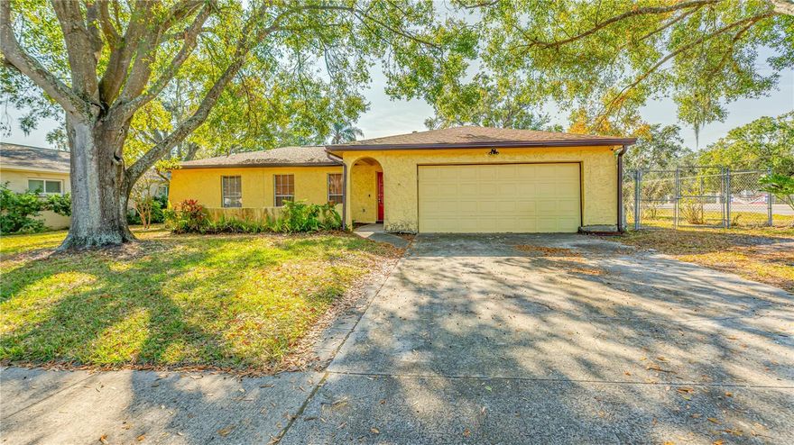 Welcome to this charming home in an established Brandon neighborhood with no CDD and no HOA. Enjoy a functional layout, great natural light, and a spacious backyard. Home needs some TLC, offering a great opportunity to personalize and ADD value. (ROOF 2021) (HVAC 2008) (WH 2011). Perfect for homeowners seeking value in a desirable area. Schedule your showing today!