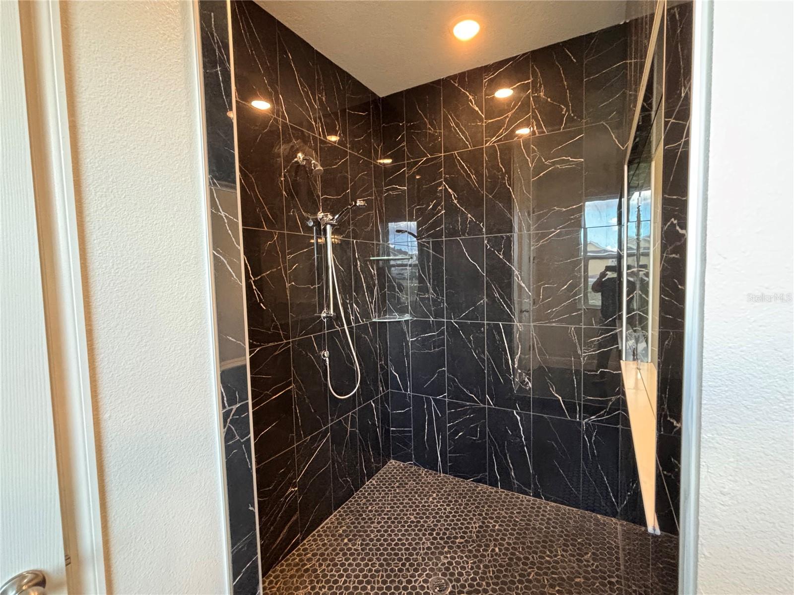 TRINITY LAKES PH 3 - Residential