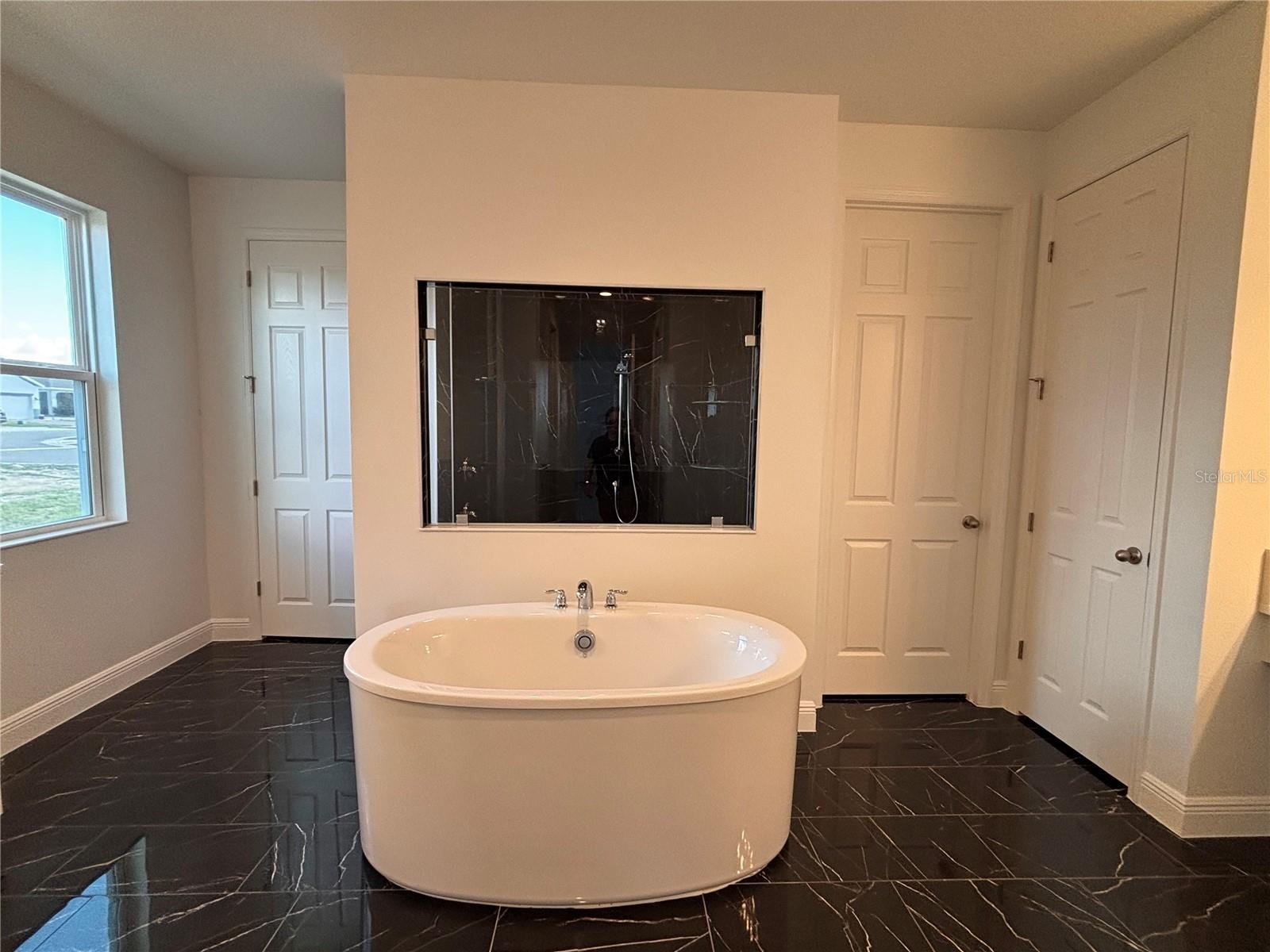 TRINITY LAKES PH 3 - Residential