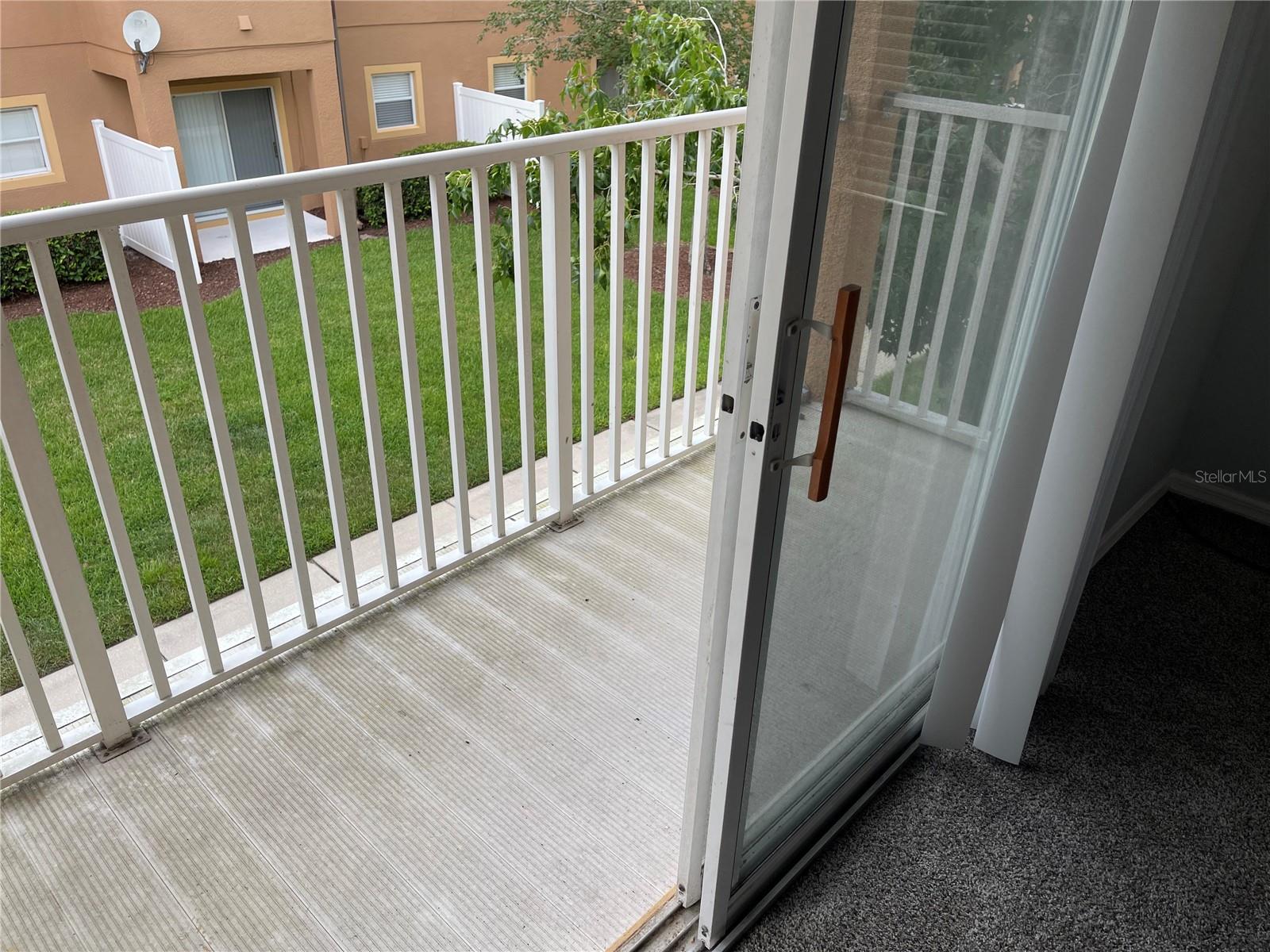 RETREAT AT TWIN LAKES REP - Residential Lease