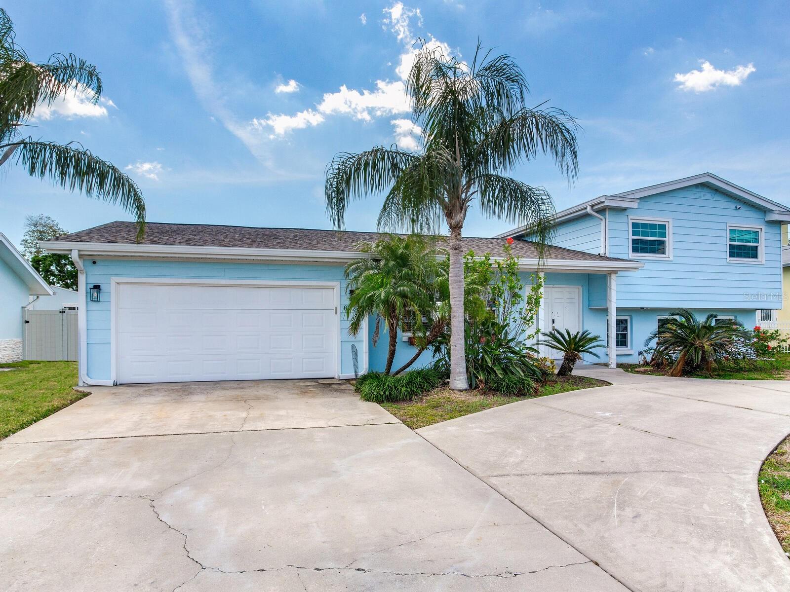 8722 HICKORYWOOD LANE
