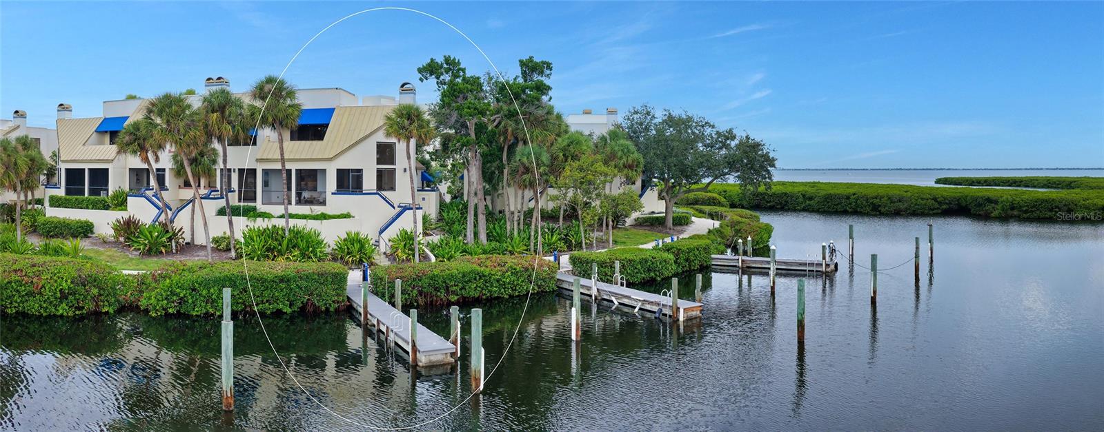 1916 HARBOURSIDE DRIVE 804