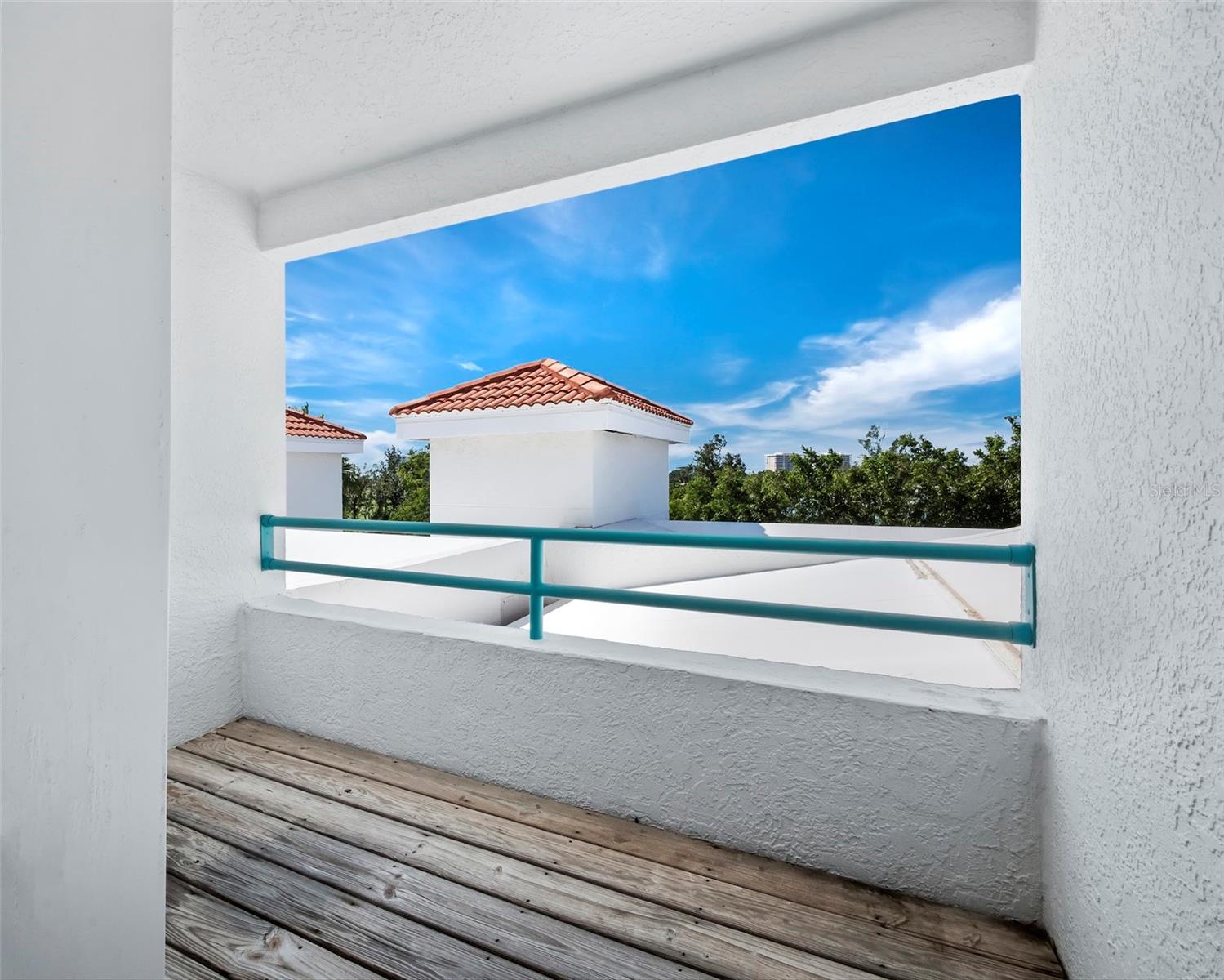 TANGERINE BAY CLUB - Residential